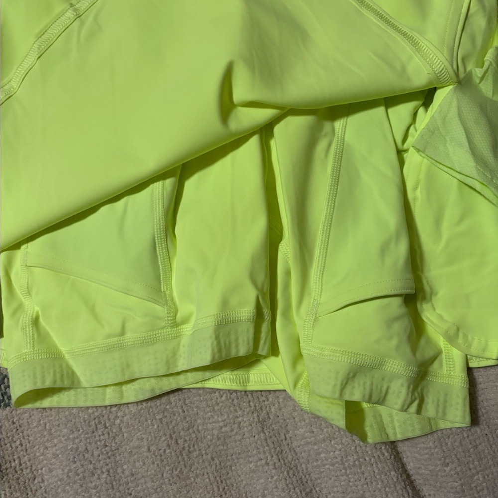 Lululemon Neon Yellow Long Sleeve tennis Dress with shorts size 4 - Picture 5 of 7